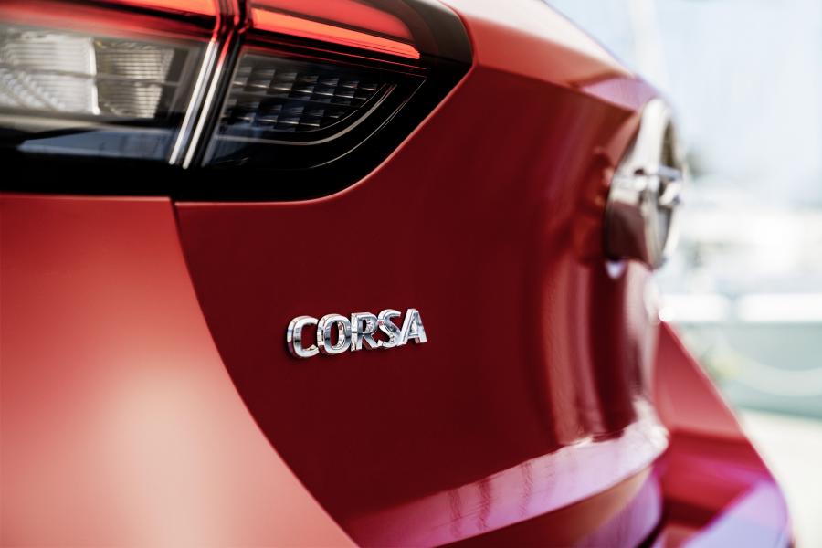 Детали экстерьера Opel Corsa GS Line (F) 2019 года  (фото 39 из 44)